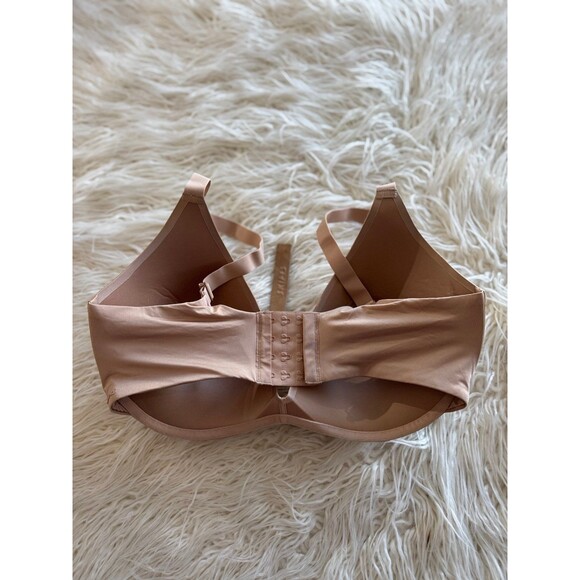 Skims Wireless Super Push up Bra Clay Size 38DDD - Picture 5 of 8